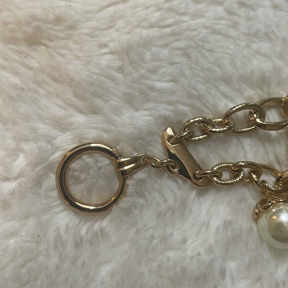 AVON Candy Cane Bracelet - Picture 3 of 5